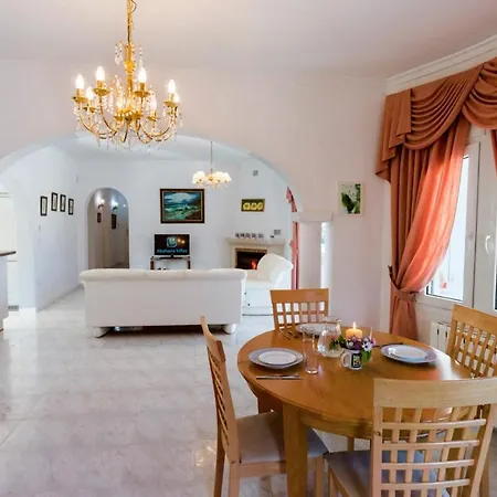 Abahana Villas Talaia ヴィラ